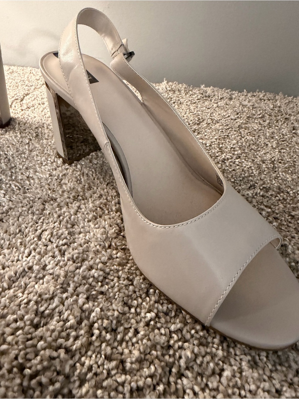Alfani 10M Leather Women's Cream Slingback Block Heel Shoes